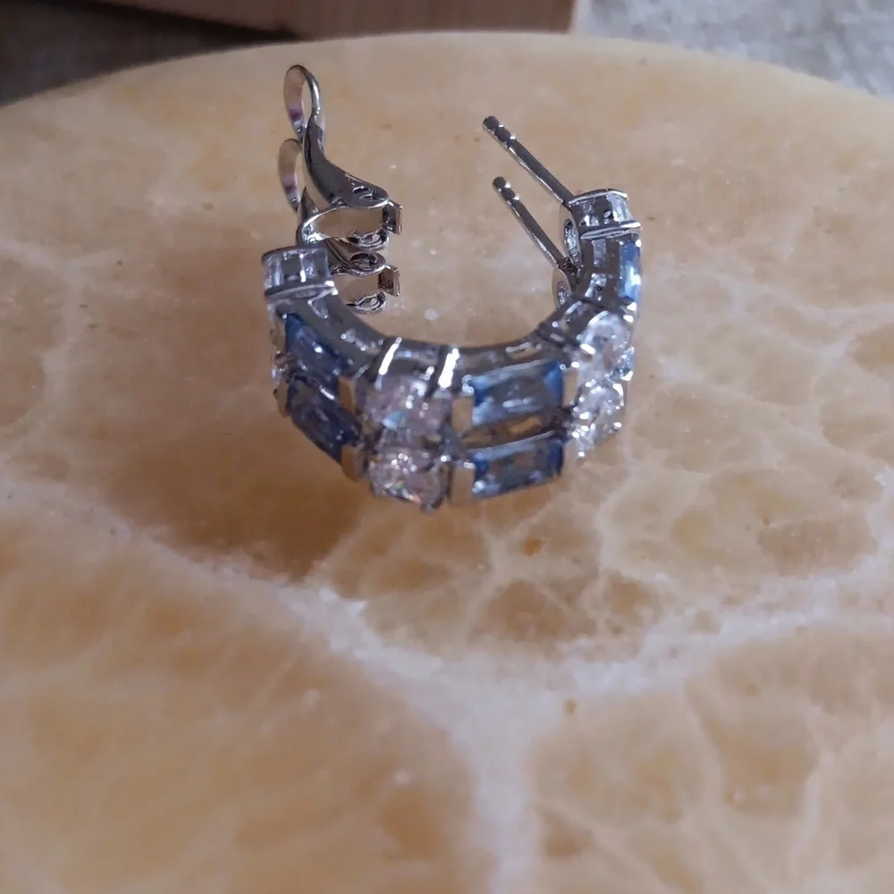 Silver Tone Clear Purple Rhinestone Pierced Earrings